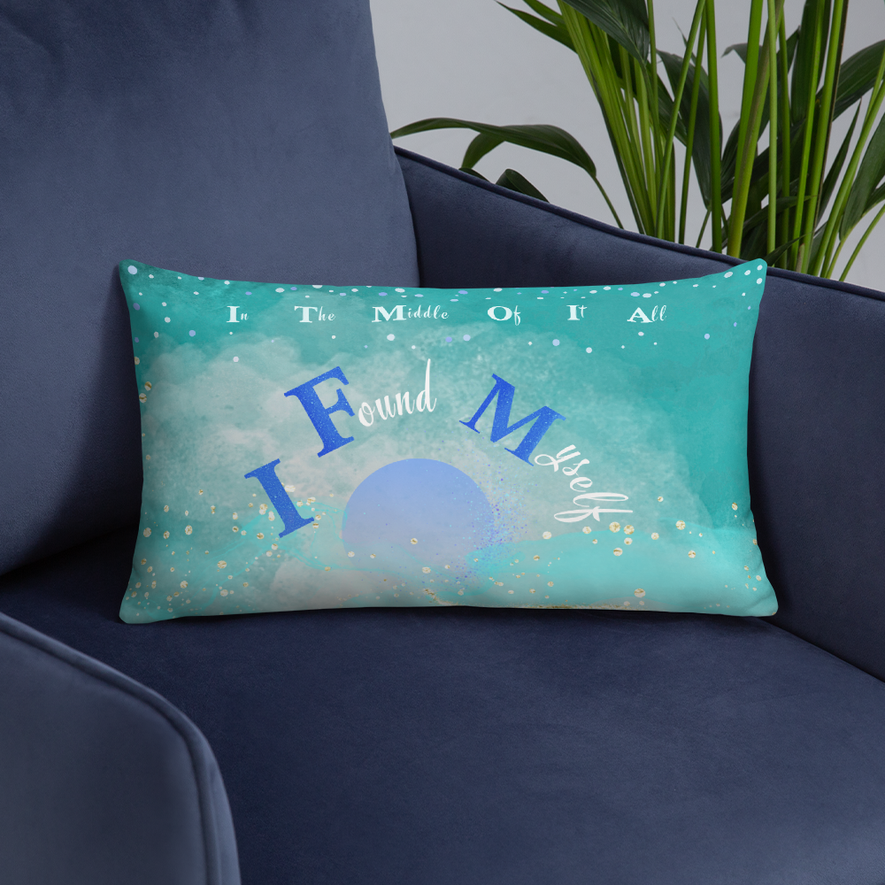 CELESTIALDREAMS_Cushion_Rectangular_20x12_SurrenderingTide_StarBits